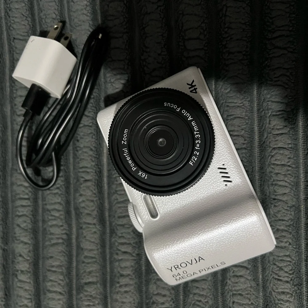 yrovia compact white